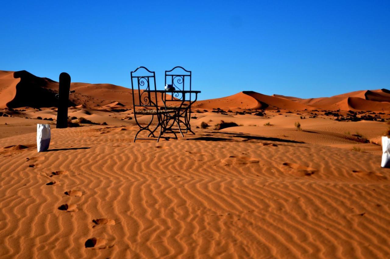 Готель Tuareg Luxury Camp Мерзуга Екстер'єр фото