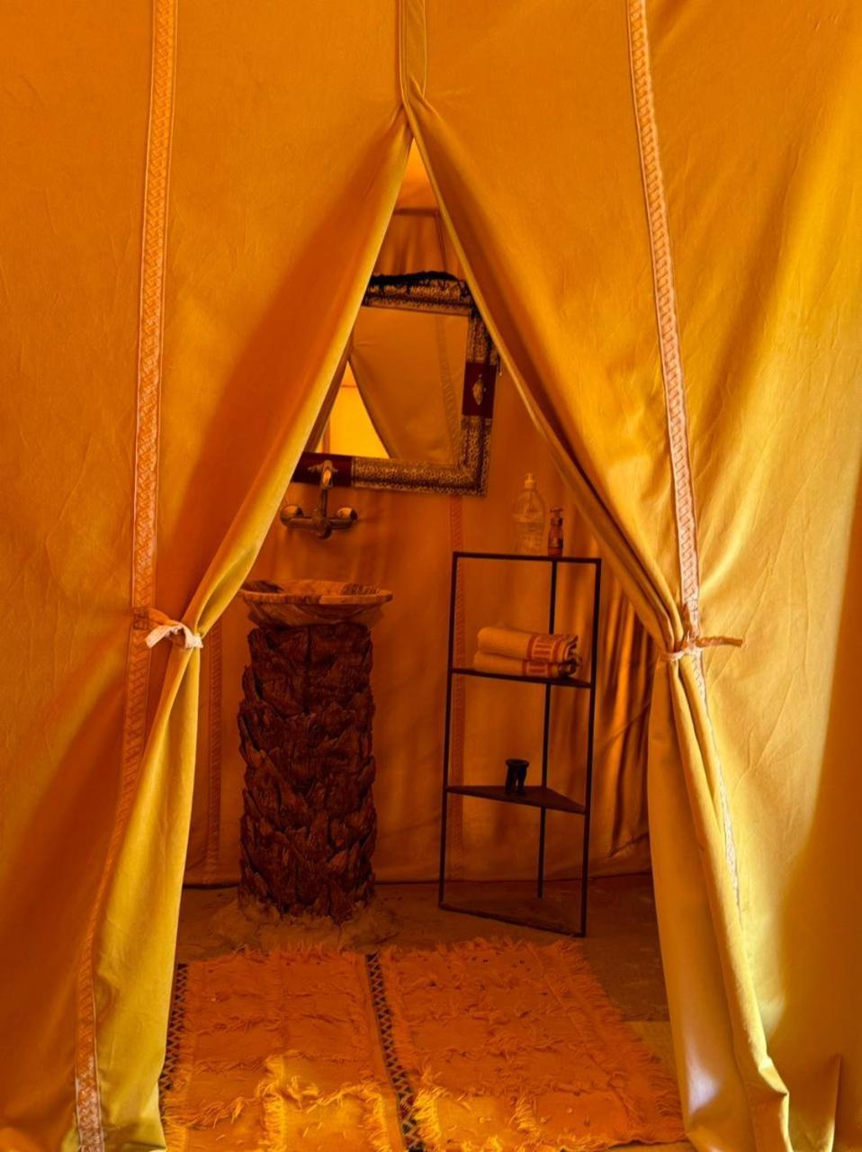 Готель Tuareg Luxury Camp Мерзуга Екстер'єр фото