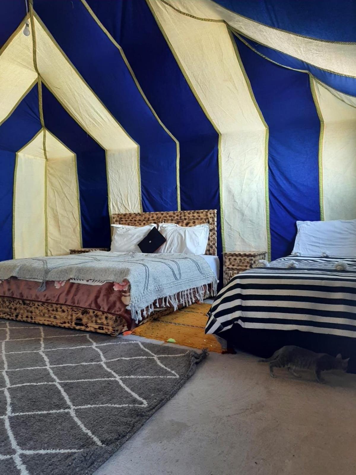 Готель Tuareg Luxury Camp Мерзуга Екстер'єр фото