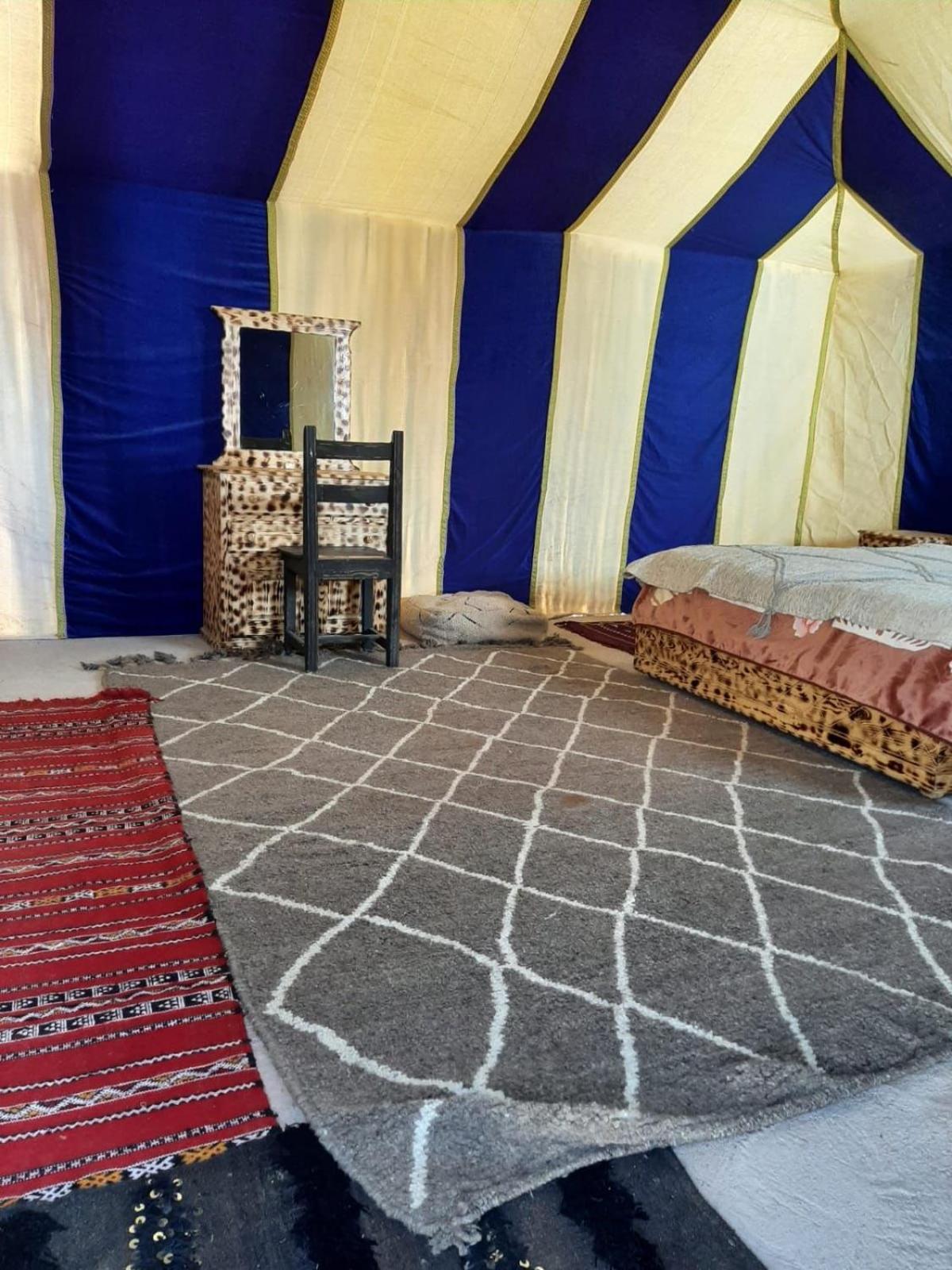 Готель Tuareg Luxury Camp Мерзуга Екстер'єр фото