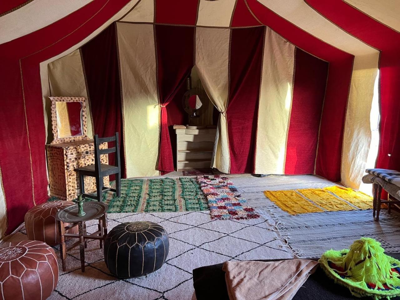 Готель Tuareg Luxury Camp Мерзуга Екстер'єр фото