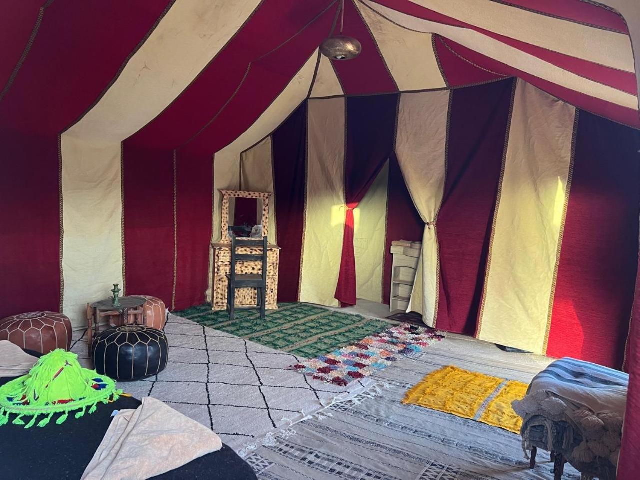 Готель Tuareg Luxury Camp Мерзуга Екстер'єр фото